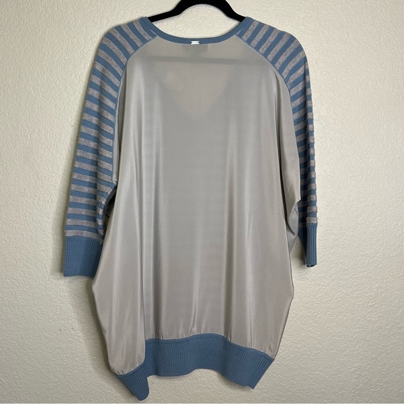 St. John Blue & Gray Striped Women's Silk Wool Sweater Oversized Size Small - Picture 9 of 14